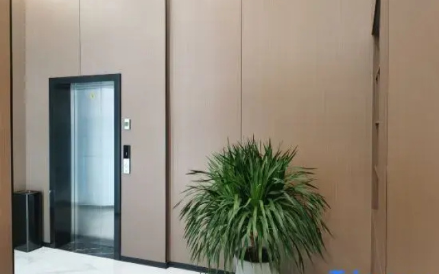 Yalan Hotel (Zhaotong Fada Plaza)
