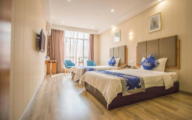 Wuhan Jinjinlong Business Hotel (Wuhan East Railway Station Branch)