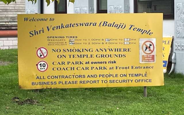 Tividale Mews B69 2 Bed Flat With Garden Parking