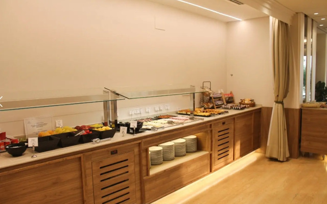 Hotel Silken Rio Santander