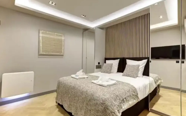 Elegant Flat - 2br-6p