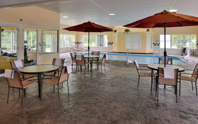 Red Roof Inn Sandusky - Milan