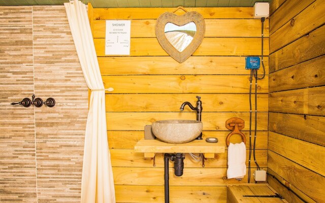 Byford Glamping