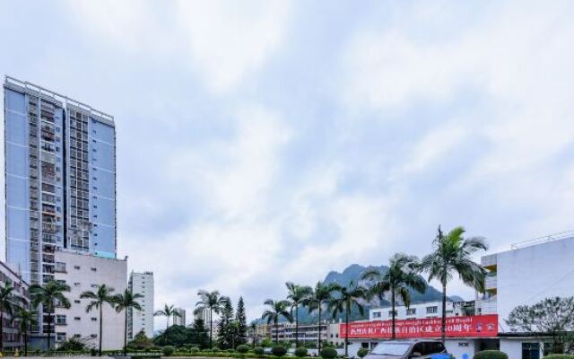 Vienna Hotel Guangxi Hechi Jinchengjiang Baima Street
