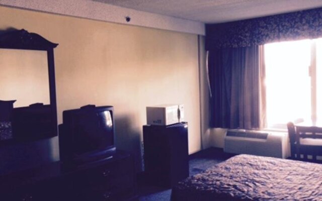 Wynnwood Plaza Hotel