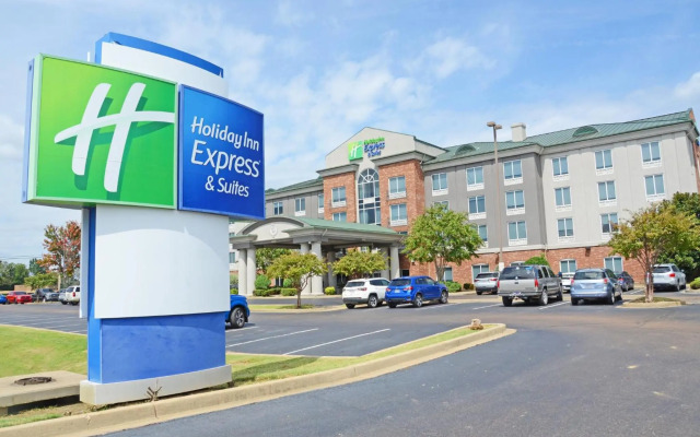 Holiday Inn Express & Suites Millington by IHG