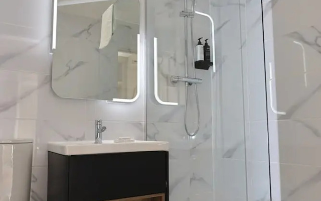 The Maiden City Hotel