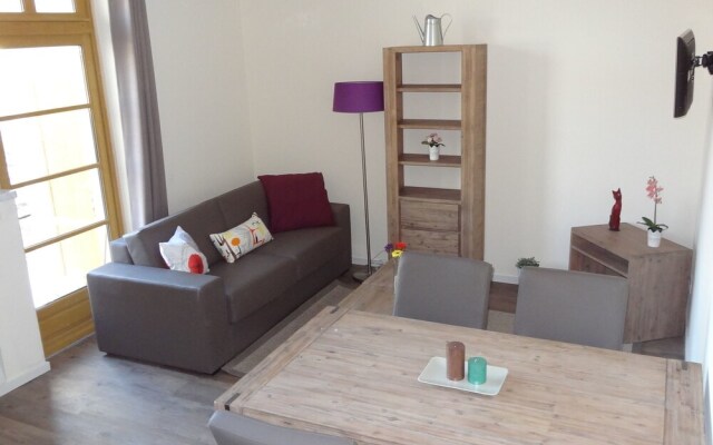 Nice Apartment With Dishwasher Located Among Lavender Fields