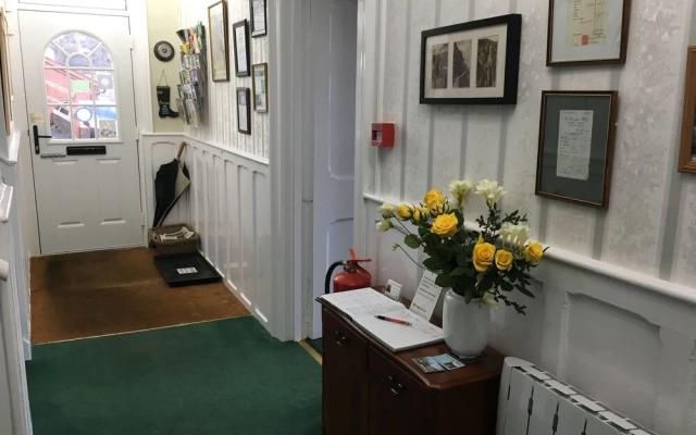 Sinai House