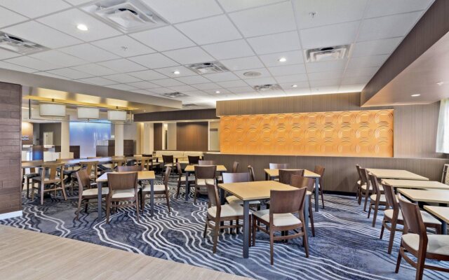 Fairfield Inn & Suites by Marriott St Petersburg North