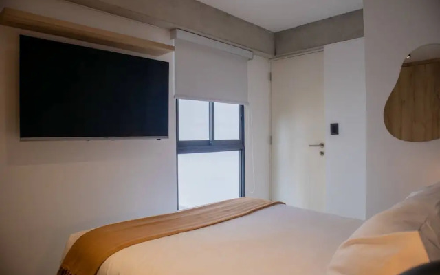 w Phenomenal 1BR w Balcony in Barranco