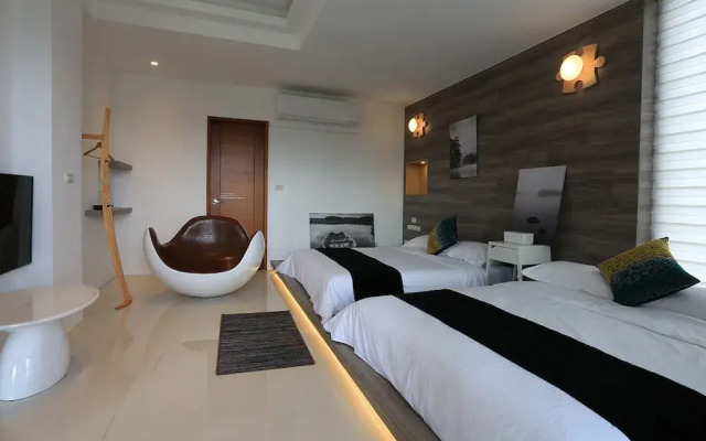 Sixteen Kan B&B