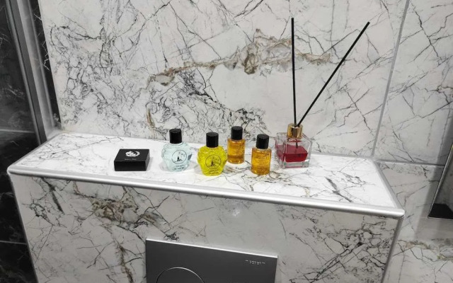 Отель Gokotta Suite