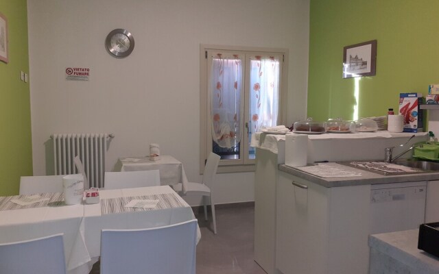 Royal Room & Breakfast
