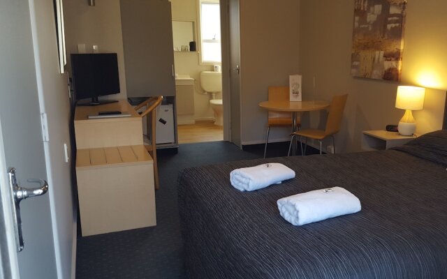 Amble Inn Motel - Masterton