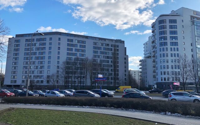 Fox Center Apartments