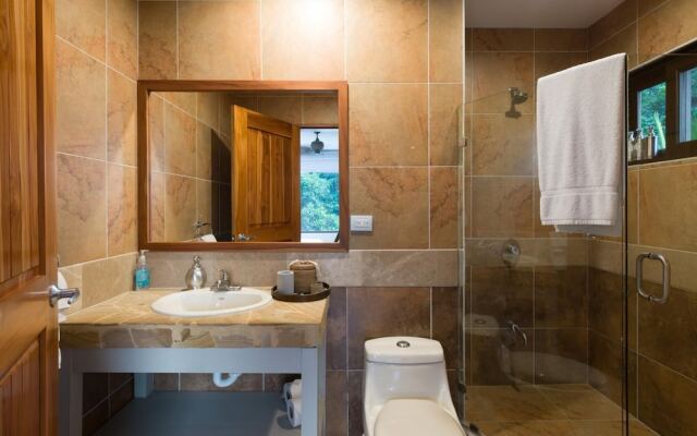 Stunning 7 BR Villa Manuel Antonio Sanctuary