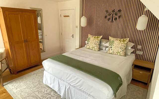 Beach Lodge