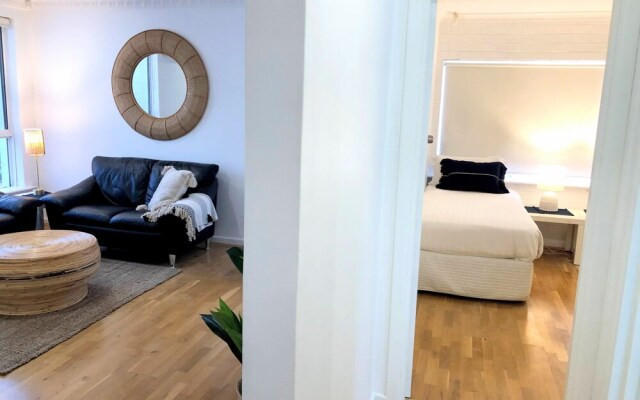 OCEANS 5 Holiday or Business Apartment
