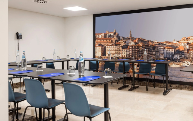Oporto Airport & Business Hotel