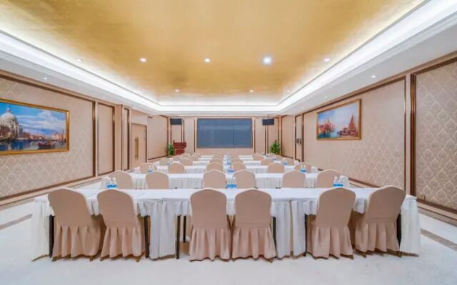 Vienna Hotel(Shenzhen Botanical Garden Road store)
