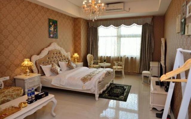 Moon Shine Apartment Hotel