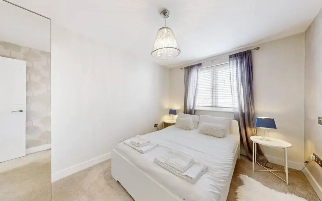 Stylish 2bed2bath flat 4min from tube station