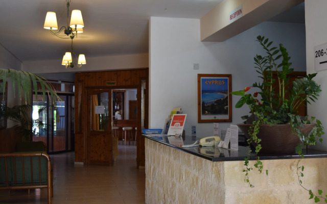 Anna Hotel Apartments