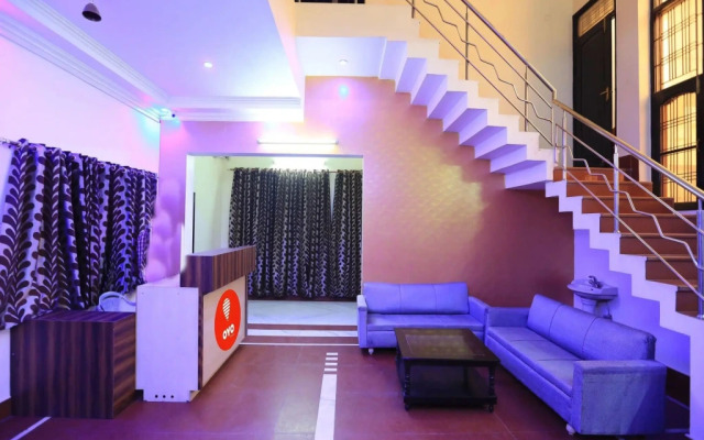 Hotel Sky Moon Inn by OYO Rooms