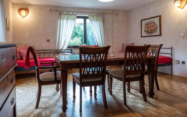 Apartments Trata