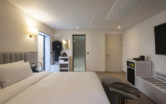 Yeonsan Hound Hotel
