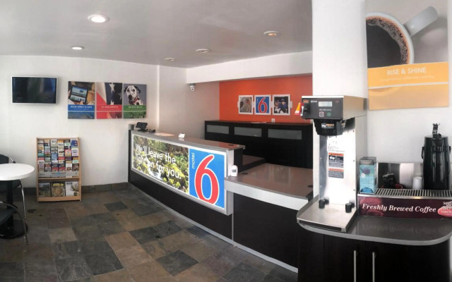 Motel 6 Pendleton, OR - West