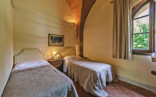 Apartment in Santo Pietro Belvedere With Pool-formerly TUI Ferienhaus