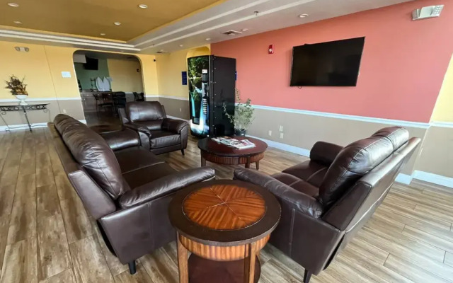 Baymont by Wyndham Manteca