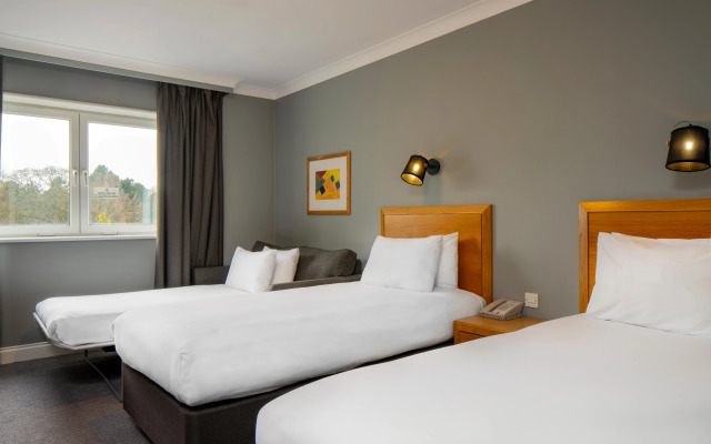 Holiday Inn Edinburgh by IHG
