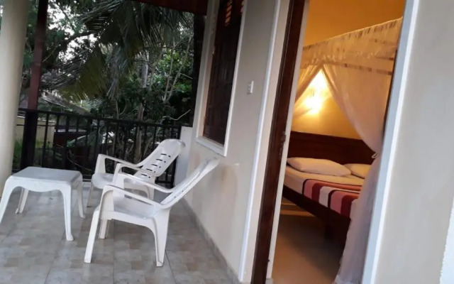 Golden Beach Rest