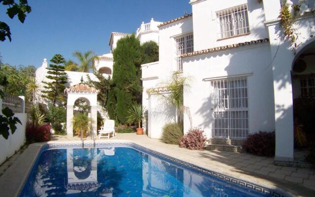Villa Golondrinas - Private Villa To Sleep 6