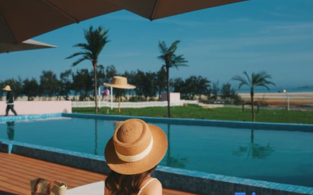 Platinum Whale Coastal Resort – People – Fuzhou