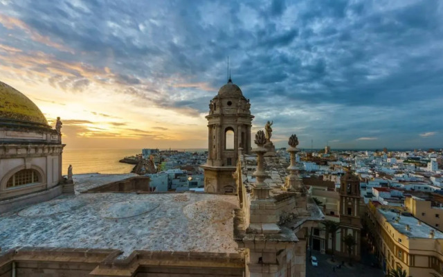 No 14 Cadiz
