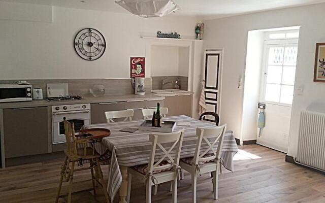 Une Maison Dans Le Village