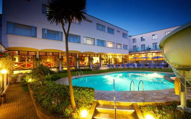 Apollo Hotel
