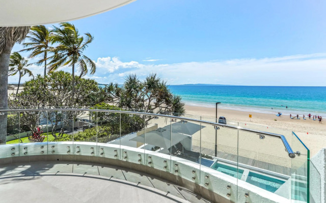 La Mer Apartment #10