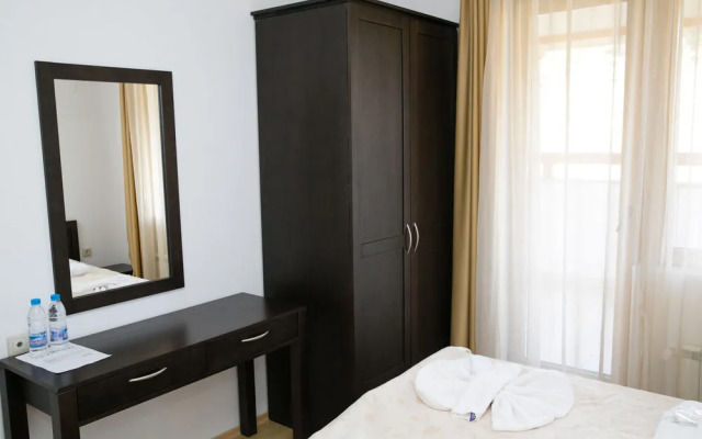 St. John Hill Suites Hotel