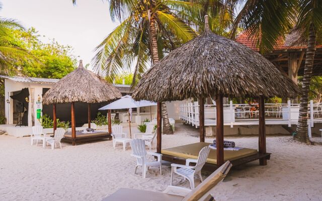 Marine Beach Club & Hotel By Tequendama