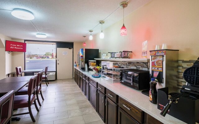 Red Roof Inn PLUS+ Huntsville - Madison