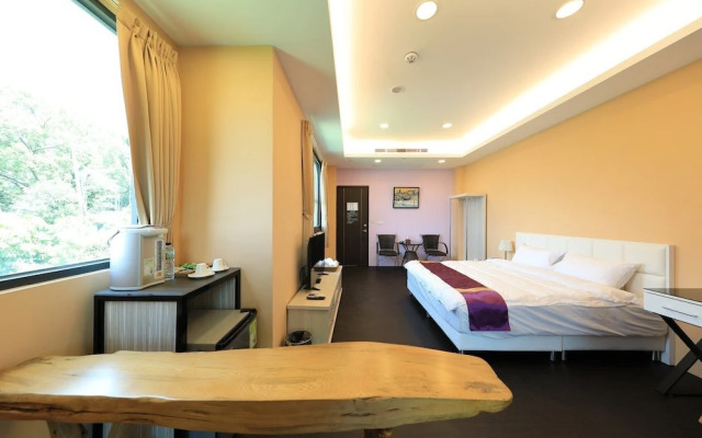 Five mountains and Three Water B&B