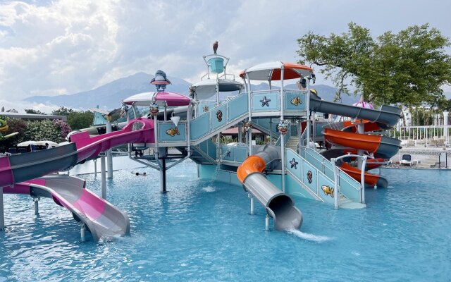 Miarosa Kemer Beach Hotel