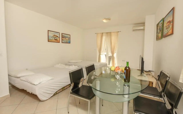 Sea Point II Apart hotel Tivat