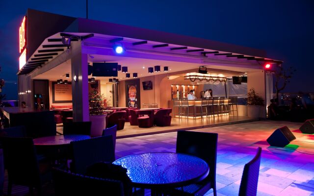 Biz Hotel Batam