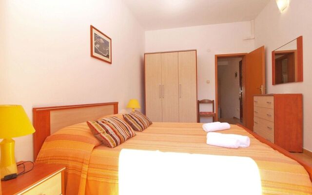 Apartment 1305